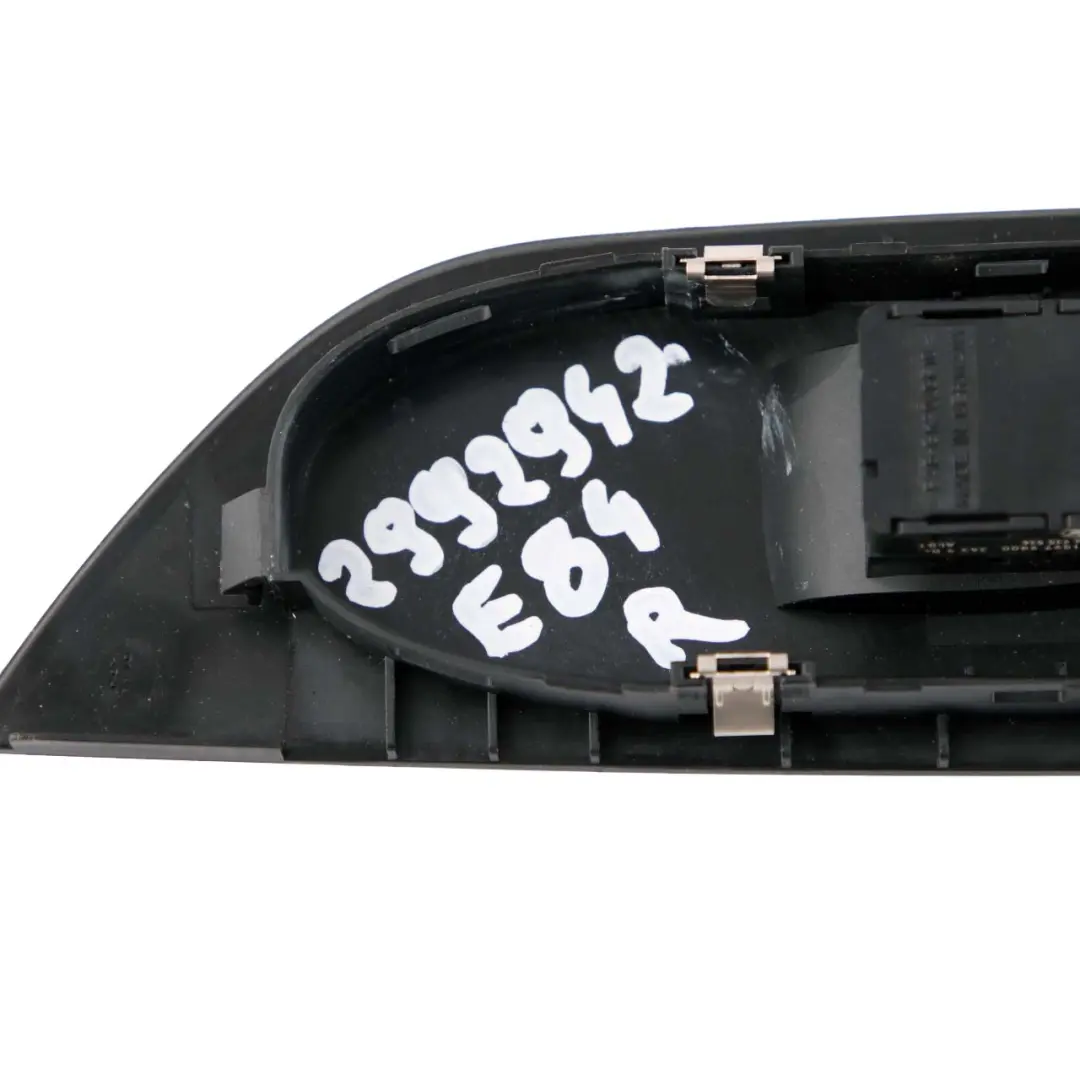 Interruttore Controllo Alzacristalli Posteriore Destro Trim per BMW X1 E84 con numero di parte 2992942 BMW X1 E84 Interruttore Controllo Alzacristalli Posteriore Destro Trim - SKU 2992942 - Numero di parte 2992942
