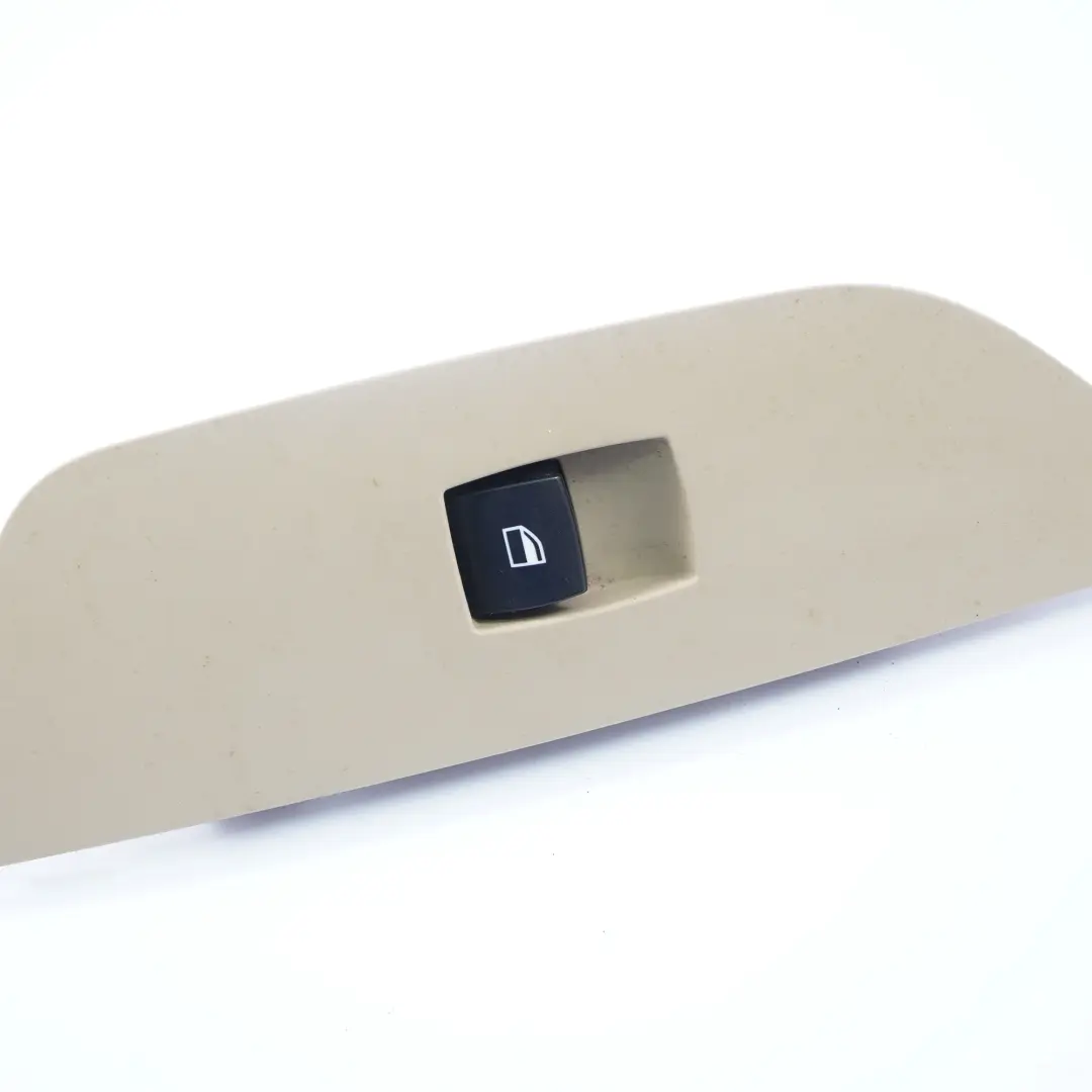 BMW X1 E84 Cache interrupteur levier sélect. droit beige - SKU 2992944 - Numéro de pièce 2992944