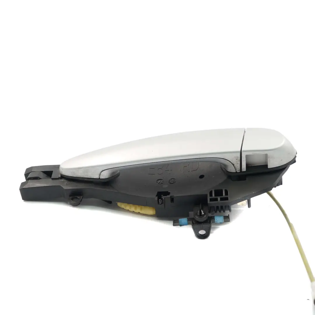 Maniglia PortaBMW E84 X1 Esterna Posteriore SX Ghiaccio Argento Metallico A83 per con numero di parte 2992975 Maniglia PortaBMW E84 X1 Esterna Posteriore SX Ghiaccio Argento Metallico A83 - SKU 2992975-GSB - Numero di parte 2992975