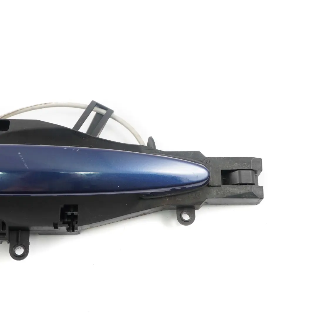 Puerta Trasera Derecha Asidero Tiefseeblau Deep Sea Blue A76 para BMW X1 E84 con número de pieza 2992976 BMW X1 E84 Puerta Trasera Derecha Asidero Tiefseeblau Deep Sea Blue A76 - SKU 2992976-DSB - Número de pieza 2992976