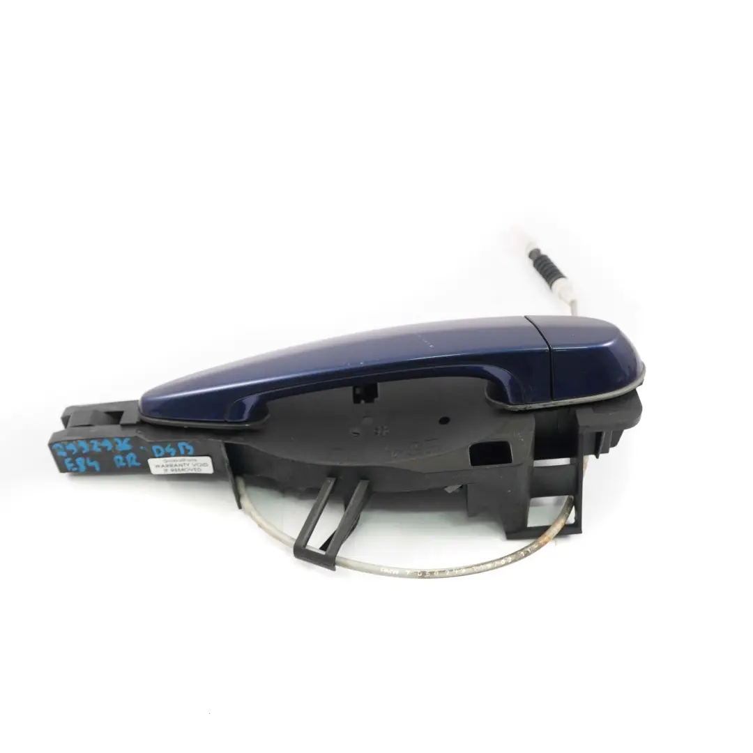 Puerta Trasera Derecha Asidero Tiefseeblau Deep Sea Blue A76 para BMW X1 E84 con número de pieza 2992976 BMW X1 E84 Puerta Trasera Derecha Asidero Tiefseeblau Deep Sea Blue A76 - SKU 2992976-DSB - Número de pieza 2992976