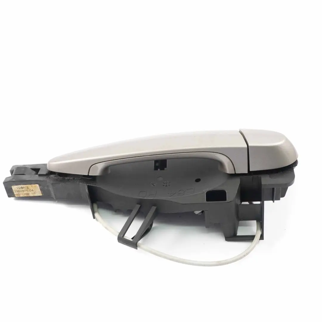 Right Door Grab Handle O/S Kaschmirsilber Cashmere Silver A72 to BMW X1 E84 Rear with Part number 2992976 BMW X1 E84 Rear Right Door Grab Handle O/S Kaschmirsilber Cashmere Silver A72 - SKU 2992976-KAS - Part number 2992976