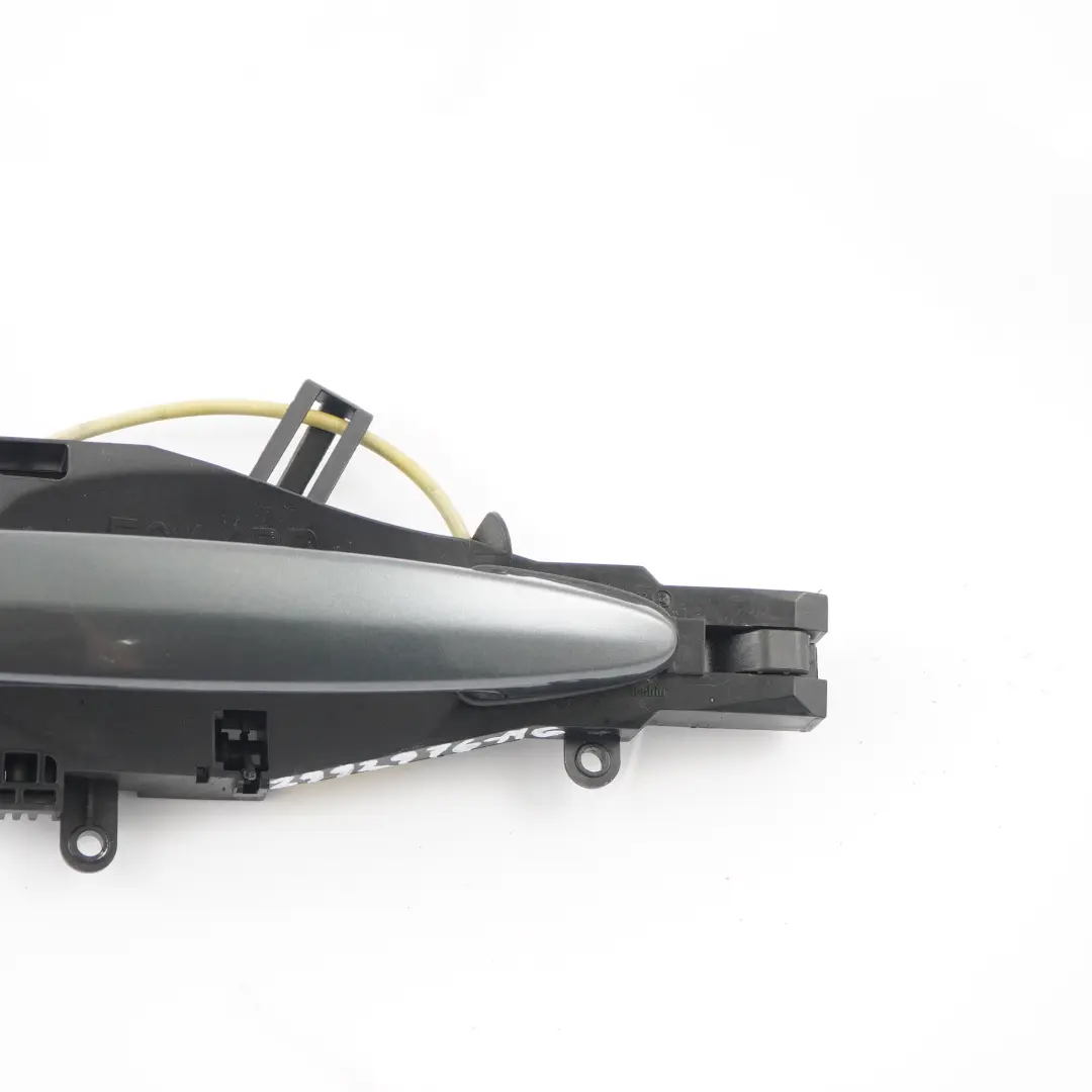 Maniglia Porta Posteriore Destra Esterna Maniglia Grigio Minerale B39 per BMW X1 E84 con numero di parte 2992976 BMW X1 E84 Maniglia Porta Posteriore Destra Esterna Maniglia Grigio Minerale B39 - SKU 2992976-MG - Numero di parte 2992976