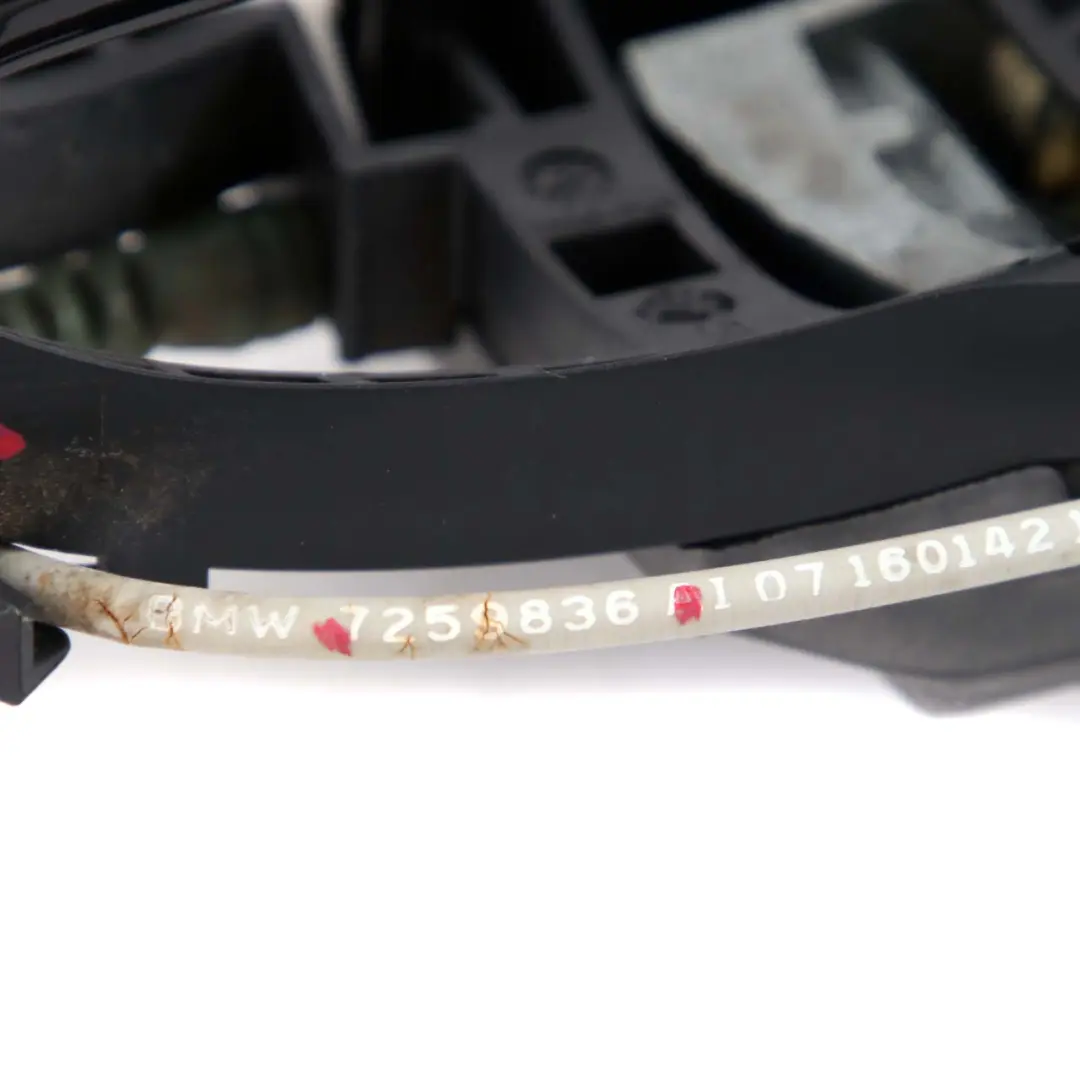 Door Handle Grab Rear Right O/S Schwarz 2 Black 668 to BMW X1 E84 with Part number 2992976 BMW X1 E84 Door Handle Grab Rear Right O/S Schwarz 2 Black 668 - SKU 2992976-SCH - Part number 2992976