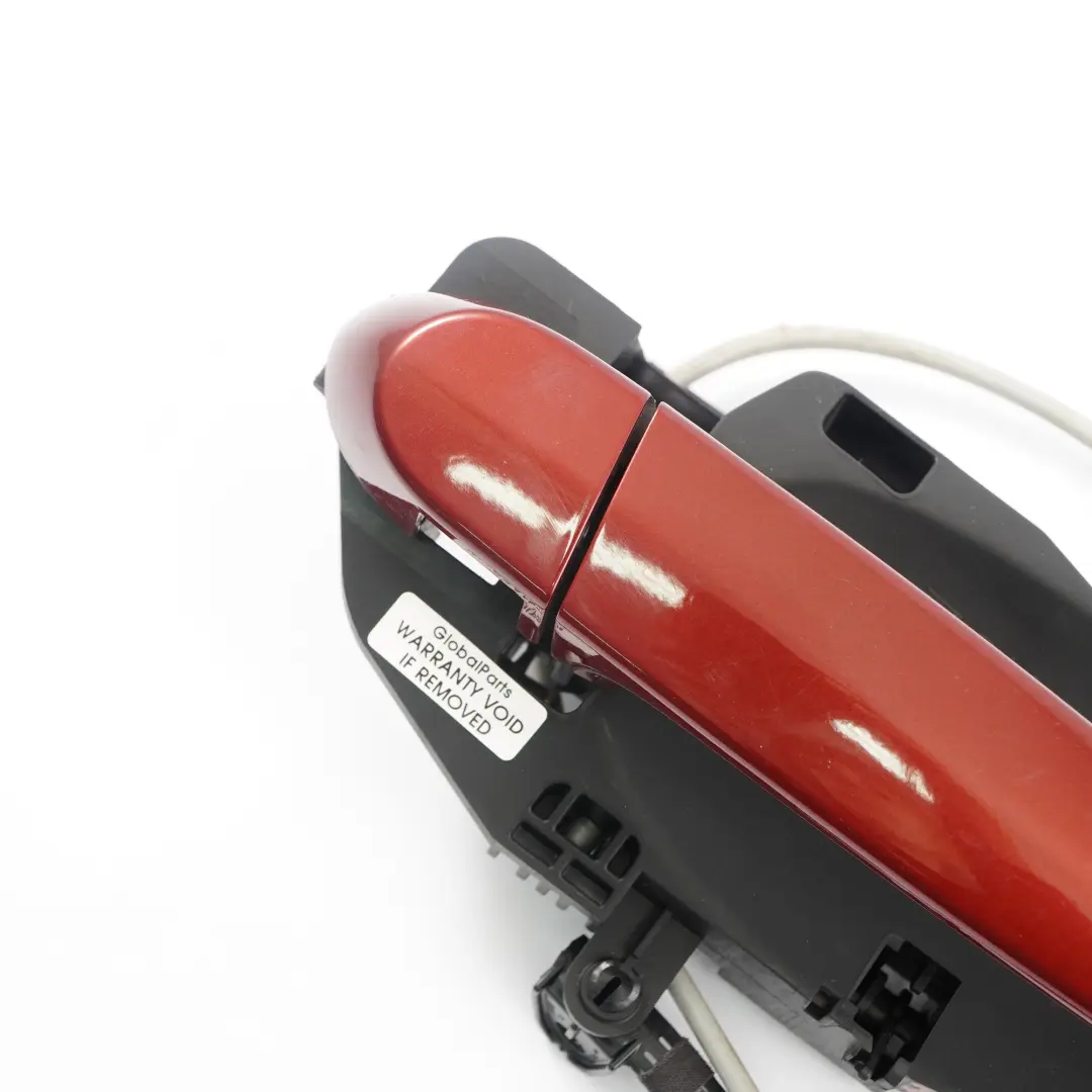 Maniglia Porta Posteriore Destra Vermillionrot Rosso Metallizzato A82 per BMW X1 E84 con numero di parte 2992976 BMW X1 E84 Maniglia Porta Posteriore Destra Vermillionrot Rosso Metallizzato A82 - SKU 2992976-VER - Numero di parte 2992976
