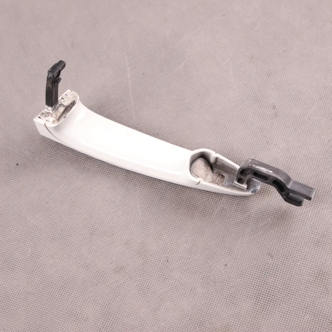 BMW X1 E84 tirador de la puerta delantera derecha Alpine White - 300 - SKU 2992986-AW - Número de pieza 2992986