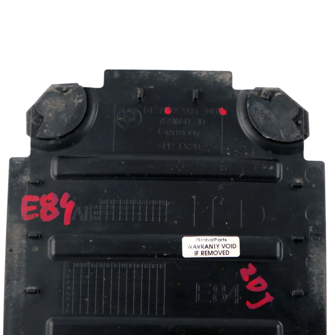 Tapa Delantera Tapa Embellecedor Paso De Rueda para BMW E84 con número de pieza 2993140 BMW E84 Tapa Delantera Tapa Embellecedor Paso De Rueda - SKU 2993140 - Número de pieza 2993140