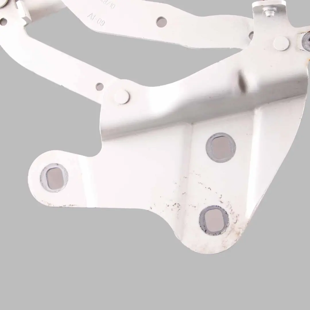  Hood Bonnet Hinge BMW X1 E84 Left N/S Alpinweiss Alpine White - 300 2990359 - SKU 2993149-AW - Part number 2993149