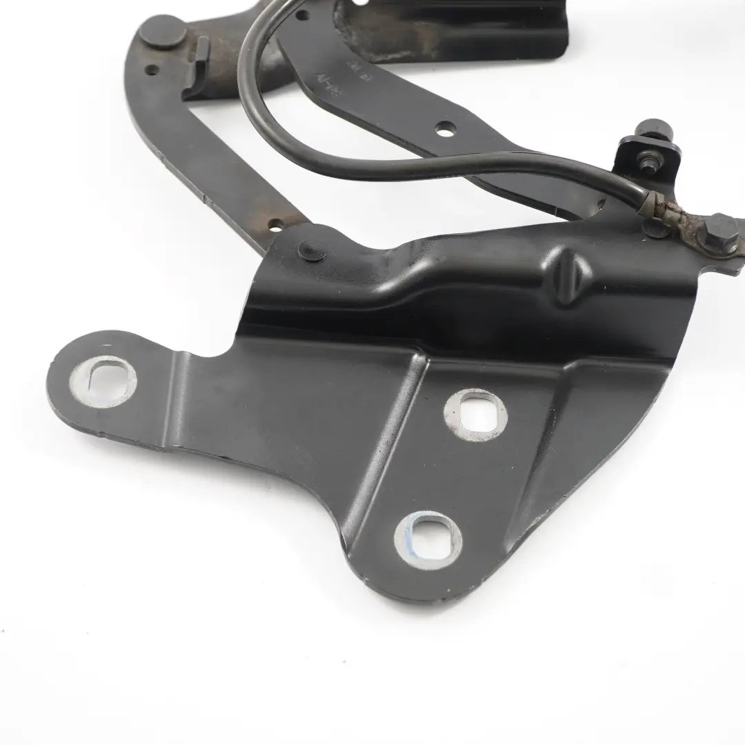 BMW X1 E84 Links Motorhaubenscharnier Schwarz 2 - Black 668 2990359 - SKU 2993149-SCH - Teilenummer 2993149