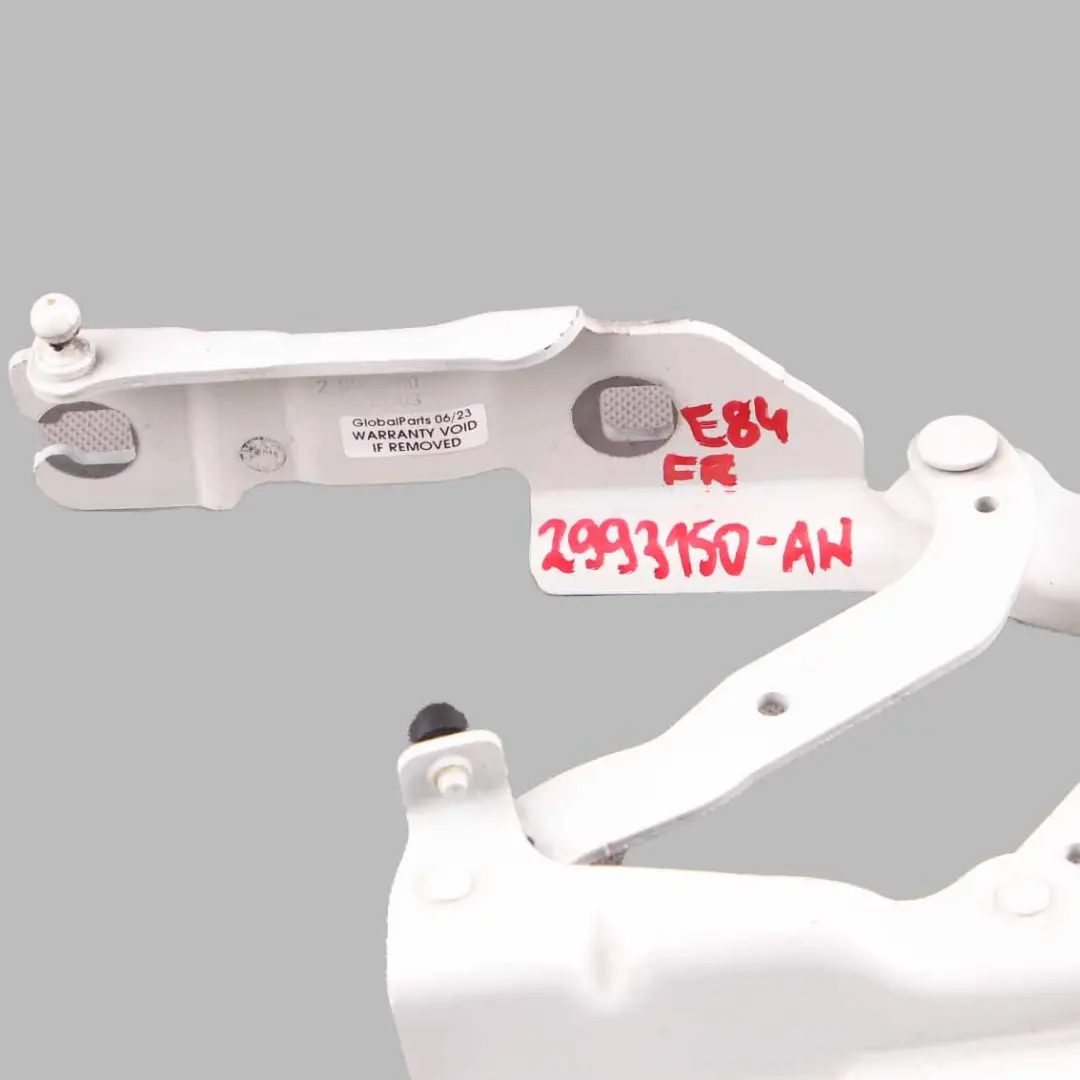 Charnière de capot droite Alpinweiss Alpine White - 300 2990360 pour BMW X1 E84 à propos du numéro de pièce 2993150 BMW X1 E84 Charnière de capot droite Alpinweiss Alpine White - 300 2990360 - SKU 2993150-AW - Numéro de pièce 2993150