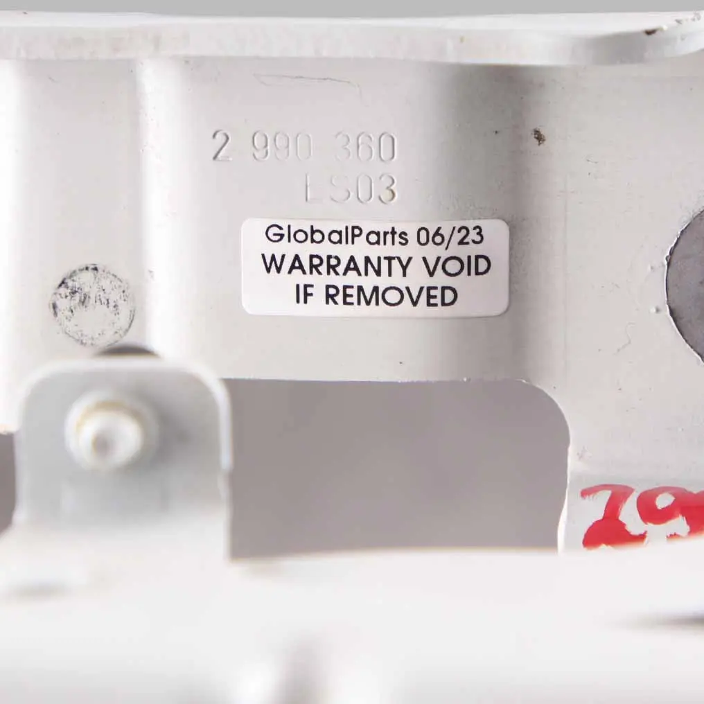 Cerniera cofano motore destra Alpinweiss Alpine White - 300 2990360 per BMW X1 E84 con numero di parte 2993150 BMW X1 E84 Cerniera cofano motore destra Alpinweiss Alpine White - 300 2990360 - SKU 2993150-AW - Numero di parte 2993150