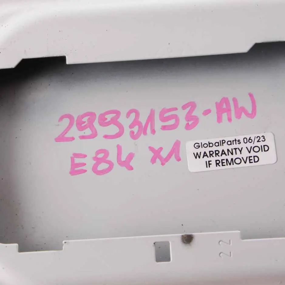 Kraftstoffeinfüllstutzen Klappenabdeckung Alpinweiss Weiss - 300 für BMW X1 E84 mit Teilenummer 2993153 BMW X1 E84 Kraftstoffeinfüllstutzen Klappenabdeckung Alpinweiss Weiss - 300 - SKU 2993153-AW - Teilenummer 2993153