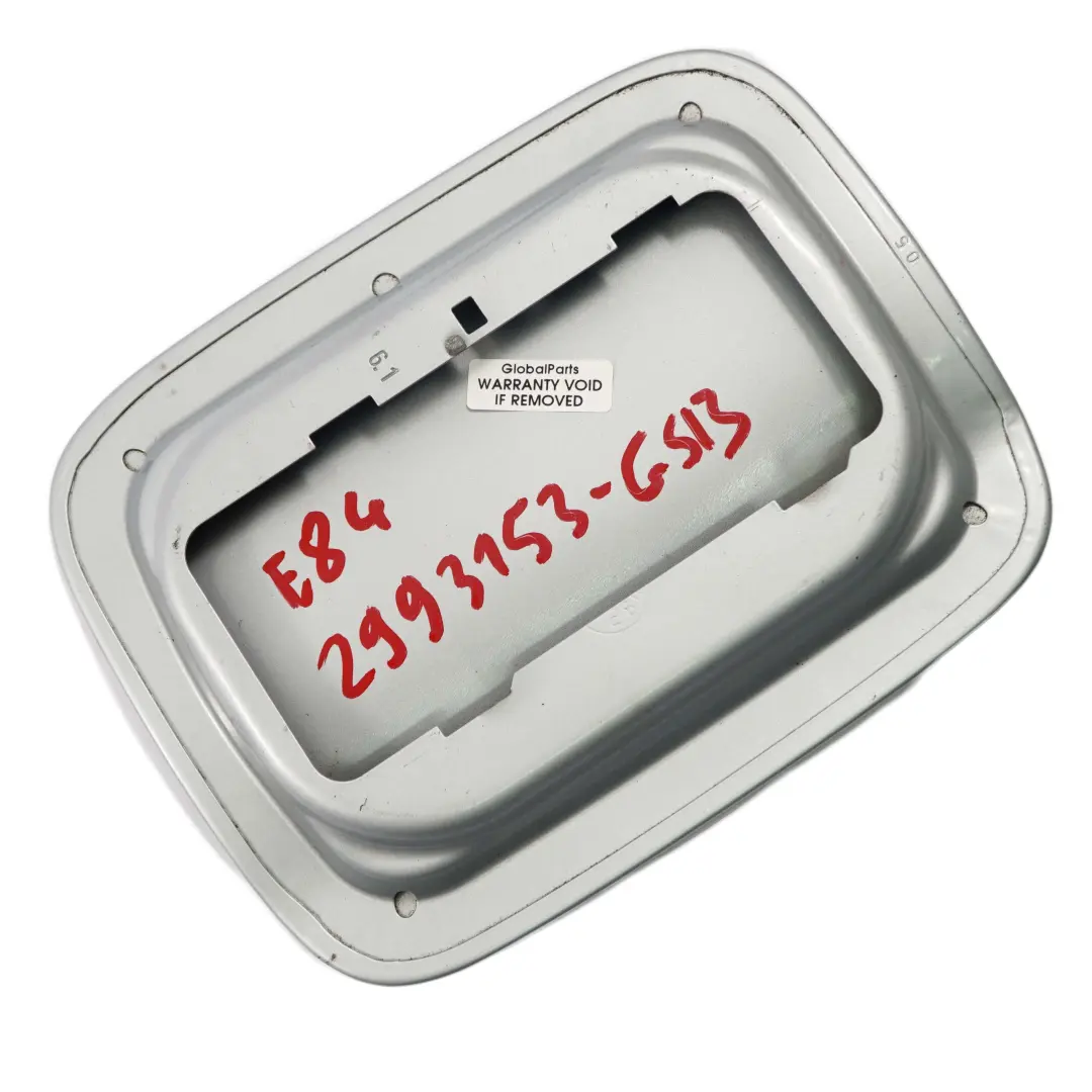 BMW E84 Llenado de Combustible Tapa Panel Glacier Silber Silver Metallic A83 - SKU 2993153-GSB - Número de pieza 2993153