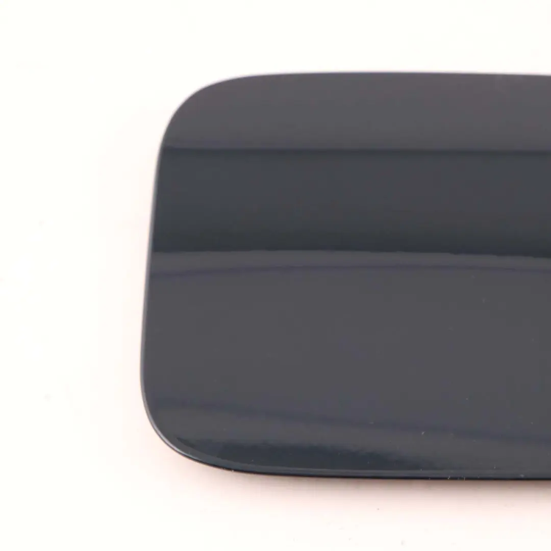 Panel de la tapa de la tapa de combustible Midnight Blue Metallic B38 para BMW X1 E84 con número de pieza 2993153 BMW X1 E84 Panel de la tapa de la tapa de combustible Midnight Blue Metallic B38 - SKU 2993153-MBM - Número de pieza 2993153