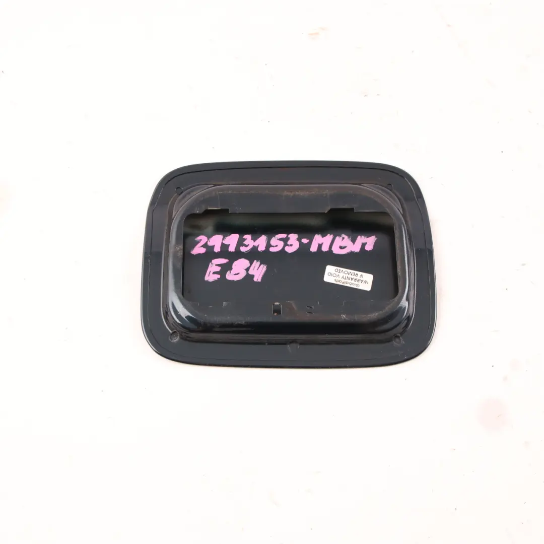 BMW X1 E84 Couvercle de Trappe à Carburant Carburant Bleu Minuit Métallisé B38 - SKU 2993153-MBM - Numéro de pièce 2993153