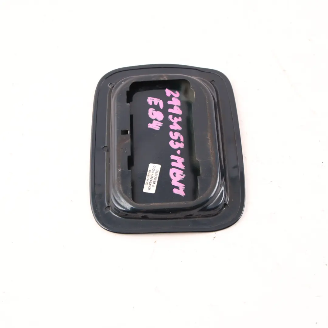 BMW X1 E84 Panel de la tapa de la tapa de combustible Midnight Blue Metallic B38 - SKU 2993153-MBM - Número de pieza 2993153