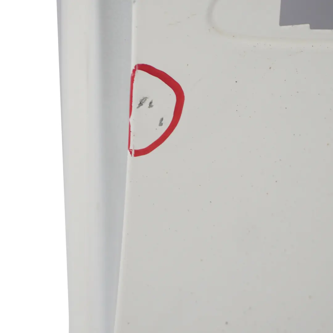 Panel lateral delantero derecho Alpinweiss Alpine White - 300 para BMW X1 E84 con número de pieza 2993156 BMW X1 E84 Panel lateral delantero derecho Alpinweiss Alpine White - 300 - SKU 2993156-AW1 - Número de pieza 2993156