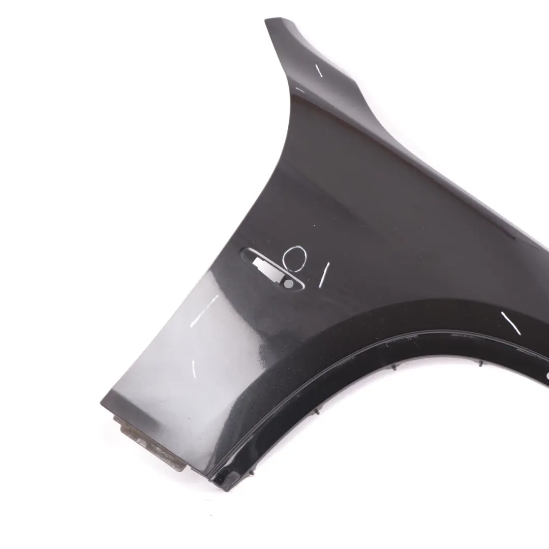 Front Right O/S Side Panel Fender Wing Black Sapphire Metallic - 475 to BMW X1 E84 with Part number 2993156 BMW X1 E84 Front Right O/S Side Panel Fender Wing Black Sapphire Metallic - 475 - SKU 2993156-BS - Part number 2993156