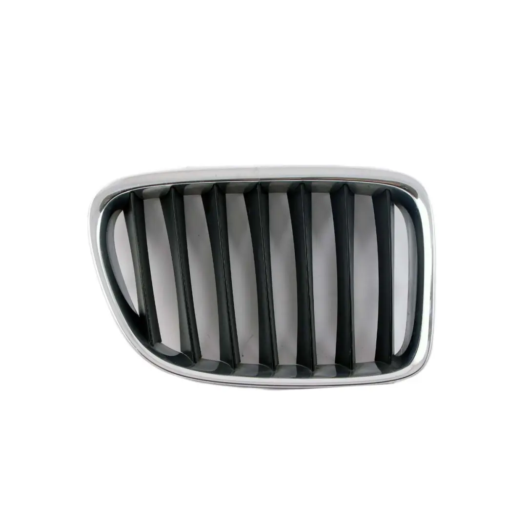 Prawa Kratka Nerka Grill Czarny Chrom do BMW X1 E84 o numerze 2993308 BMW X1 E84 Prawa Kratka Nerka Grill Czarny Chrom - SKU 2993308 - Numer Części 2993308