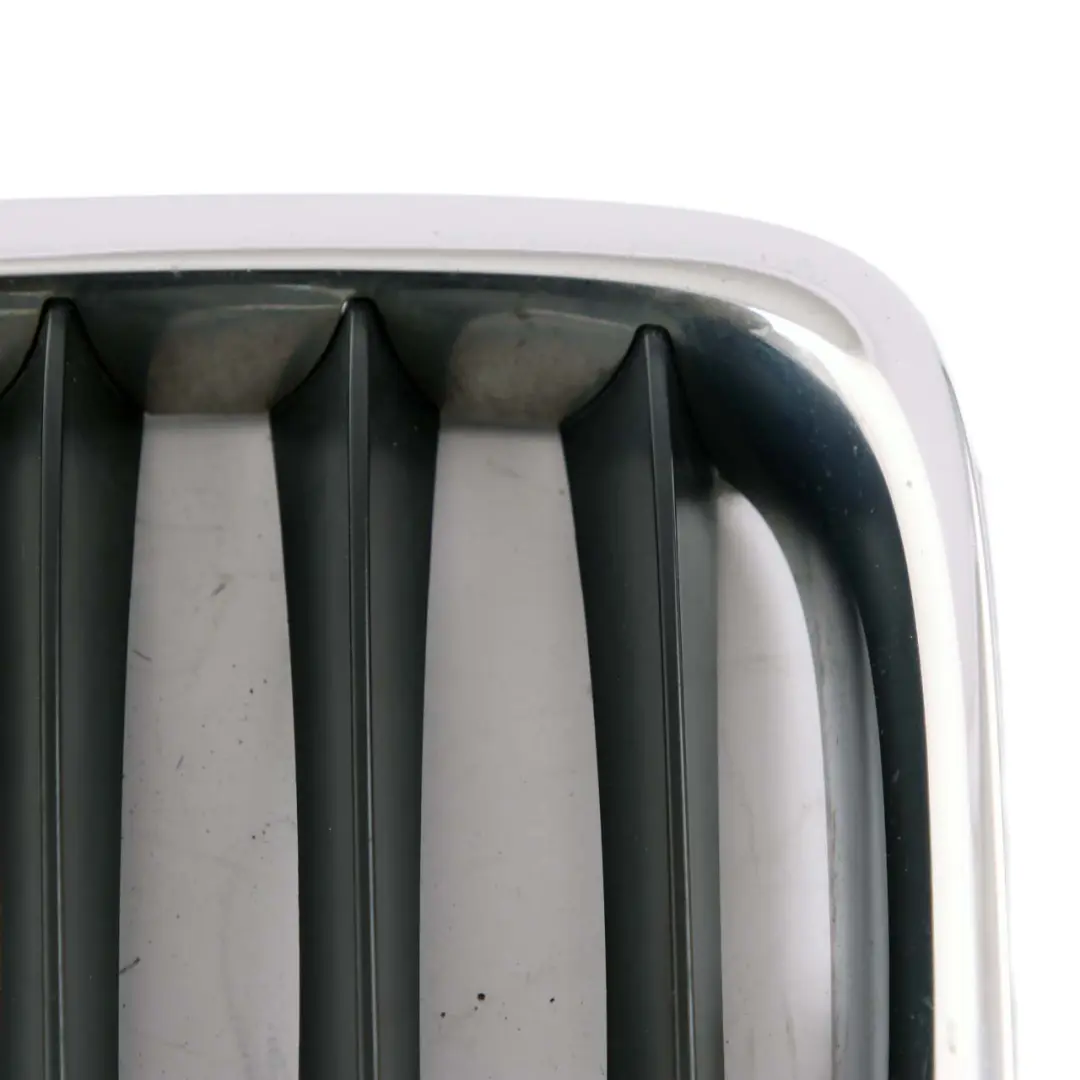 Frontgrill Niere Kühler Lufteinlass Rechts Schwarz Chrom für BMW X1 E84 mit Teilenummer 2993308 BMW X1 E84 Frontgrill Niere Kühler Lufteinlass Rechts Schwarz Chrom - SKU 2993308 - Teilenummer 2993308