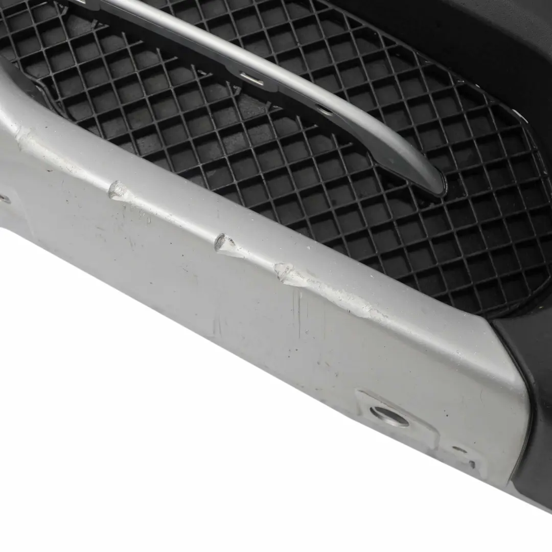 Kratka Zderzaka Przedniego Przód do BMW X1 E84 X Line o numerze 2993567 BMW X1 E84 X Line Kratka Zderzaka Przedniego Przód - SKU 2993567 - Numer Części 2993567