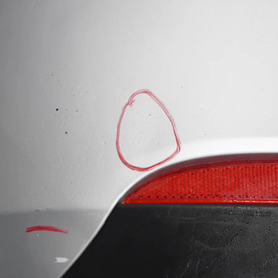 Zderzak Tylny PDC X Line Titansilber Silver - 354 do BMW X1 E84 o numerze 2993568 BMW X1 E84 Zderzak Tylny PDC X Line Titansilber Silver - 354 - SKU 2993568-TS - Numer Części 2993568