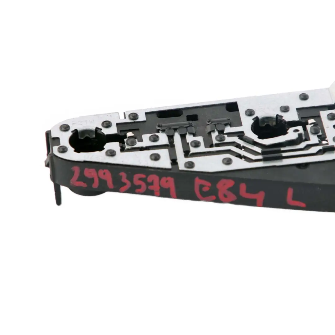 Glühbirnenhalter Sockel hinten in Seitenverkleidung Licht links für BMW E84 mit Teilenummer 2993579 BMW E84 Glühbirnenhalter Sockel hinten in Seitenverkleidung Licht links - SKU 2993579 - Teilenummer 2993579