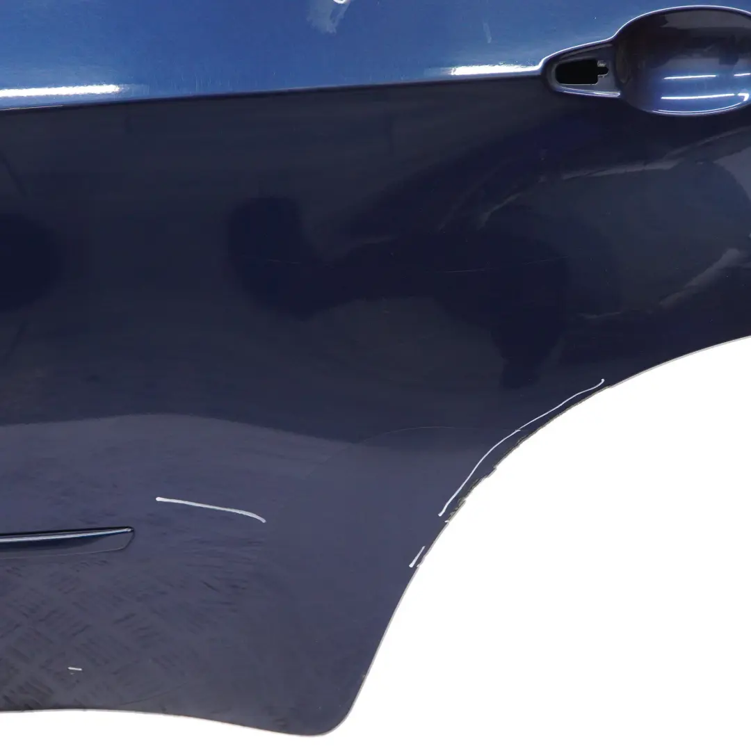 Porta posteriore sinistra Tiefseeblau Deep Sea Blue Metallic - A76 per BMW X1 E84 con numero di parte 2993819 BMW X1 E84 Porta posteriore sinistra Tiefseeblau Deep Sea Blue Metallic - A76 - SKU 2993819-DSB - Numero di parte 2993819