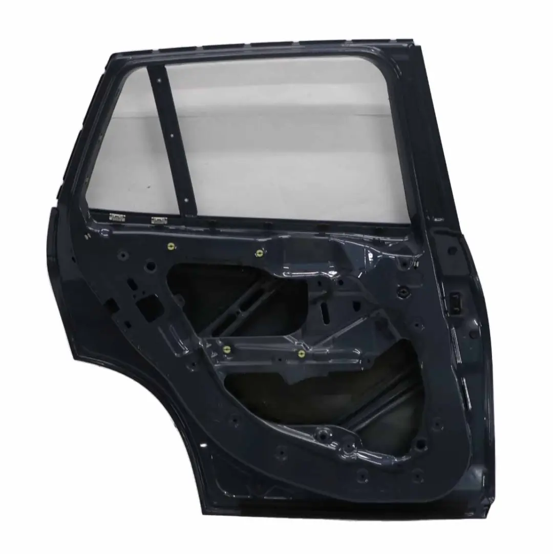 Porta posteriore sinistra Graphitblau Graphite Blue Metallic - B07 per BMW X1 E84 con numero di parte 2993819 BMW X1 E84 Porta posteriore sinistra Graphitblau Graphite Blue Metallic - B07 - SKU 2993819-GBM - Numero di parte 2993819