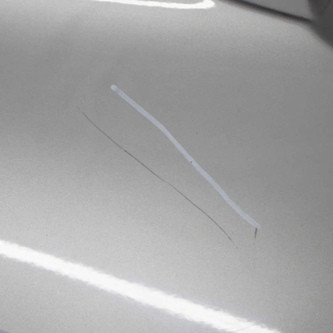 Porta posteriore sinistra Kaschmirsilber Cashmere Silver Metallic per BMW X1 E84 con numero di parte 2993819 BMW X1 E84 Porta posteriore sinistra Kaschmirsilber Cashmere Silver Metallic - SKU 2993819-KAS1 - Numero di parte 2993819