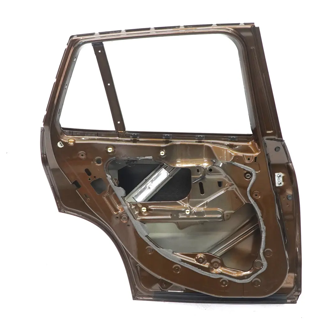 BMW X1 E84 Puerta Trasera Izquierda Marrón Marrakech Metalizado - B09 - SKU 2993819-MBR - Número de pieza 2993819