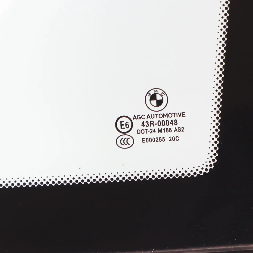 Puerta Trasera Derecha Cristal Ventana Lateral Verde AS2 para BMW X1 E84 con número de pieza 2993822 BMW X1 E84 Puerta Trasera Derecha Cristal Ventana Lateral Verde AS2 - SKU 2993822 - Número de pieza 2993822