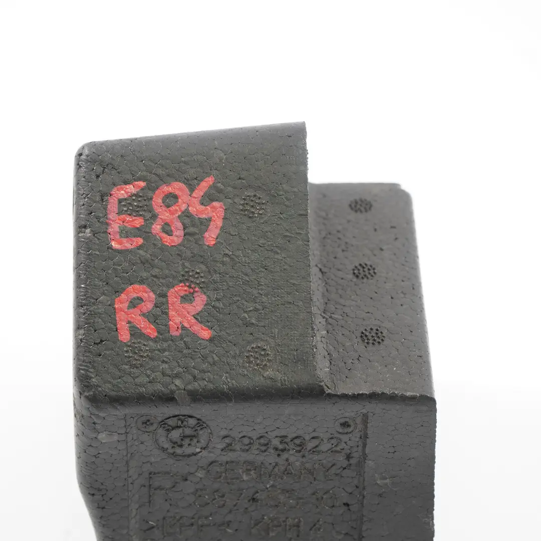 Ogranicznik Tapicerki Drzwi Prawy Tył do BMW X1 E84 o numerze 2993922 BMW X1 E84 Ogranicznik Tapicerki Drzwi Prawy Tył - SKU 2993922 - Numer Części 2993922