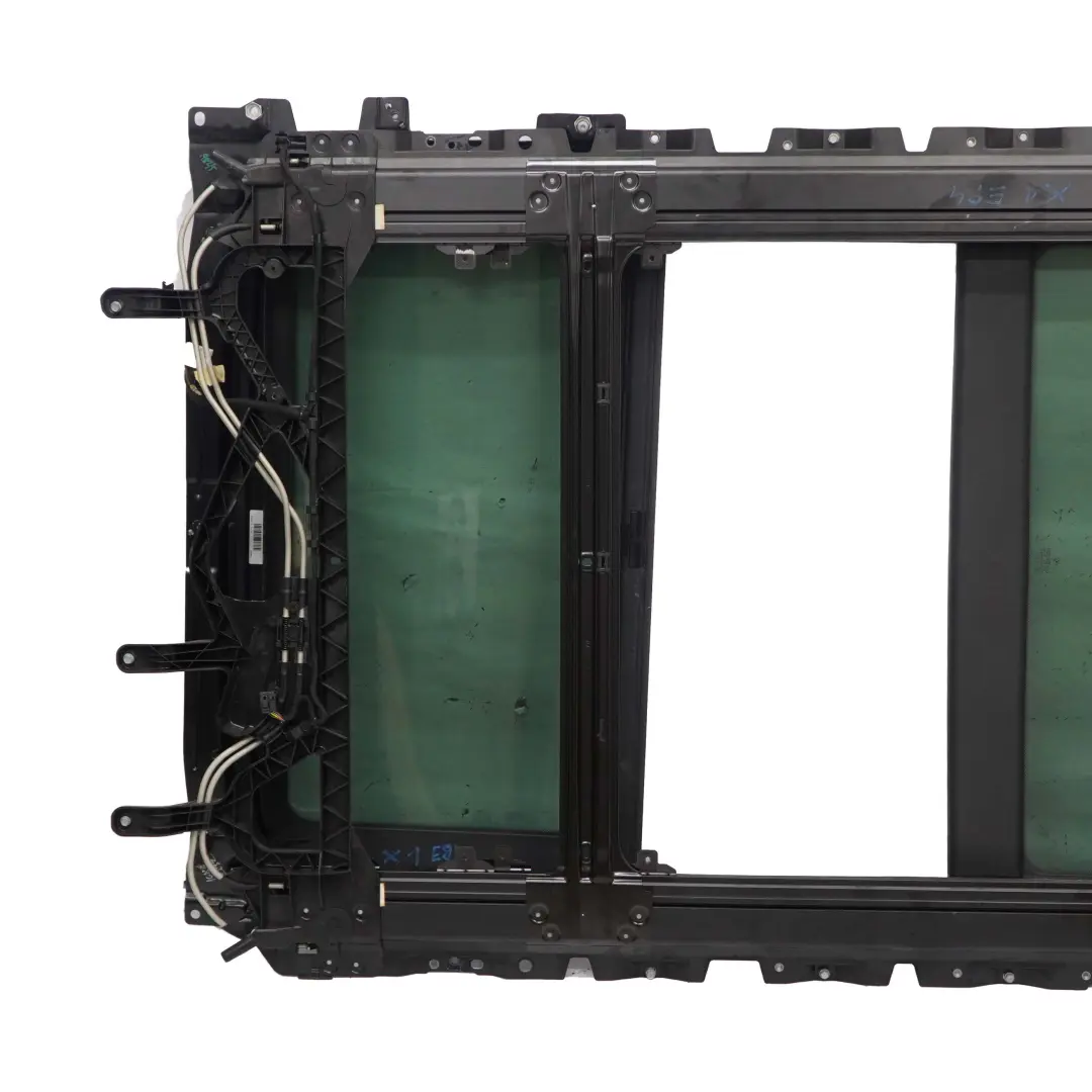 Panoramic Sunroof Sliding Glass Window Panel Mechanism to BMW X1 E84 with Part number 2994058 BMW X1 E84 Panoramic Sunroof Sliding Glass Window Panel Mechanism - SKU 2994058 - Part number 2994058