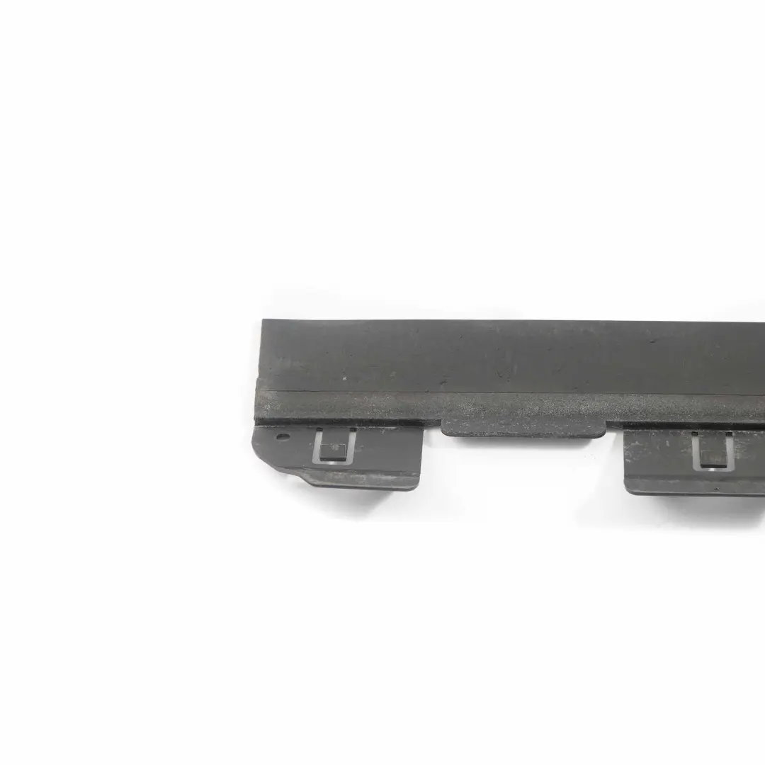 Plaque de protection du dessous de caisse Lèvre déflectrice d'eau pour BMW E82 à propos du numéro de pièce 2996519 BMW E82 Plaque de protection du dessous de caisse Lèvre déflectrice d'eau - SKU 2996519 - Numéro de pièce 2996519