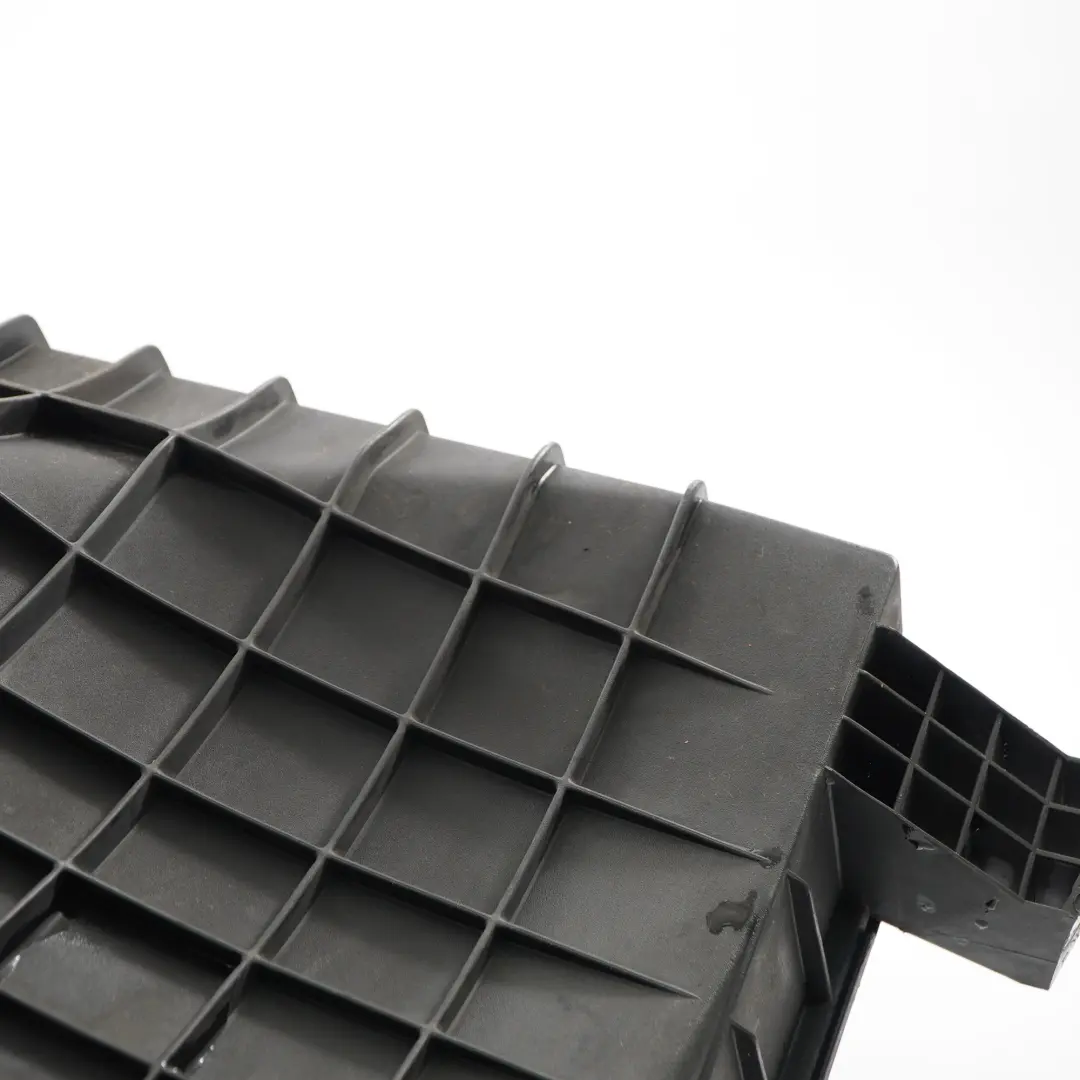 Caja del filtro de aire Carcasa del silenciador para VW LT 35 Diesel con número de pieza 2D0129601G VW LT 35 Diesel Caja del filtro de aire Carcasa del silenciador - SKU 2D0129601G - Número de pieza 2D0129601G