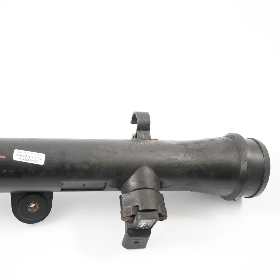 Refroidisseur d'air Ligne de tuyau d'admission d'air Capteur de carte pour VW LT 35 à propos du numéro de pièce 2D0145762A VW LT 35 Refroidisseur d'air Ligne de tuyau d'admission d'air Capteur de carte - SKU 2D0145762A - Numéro de pièce 2D0145762A