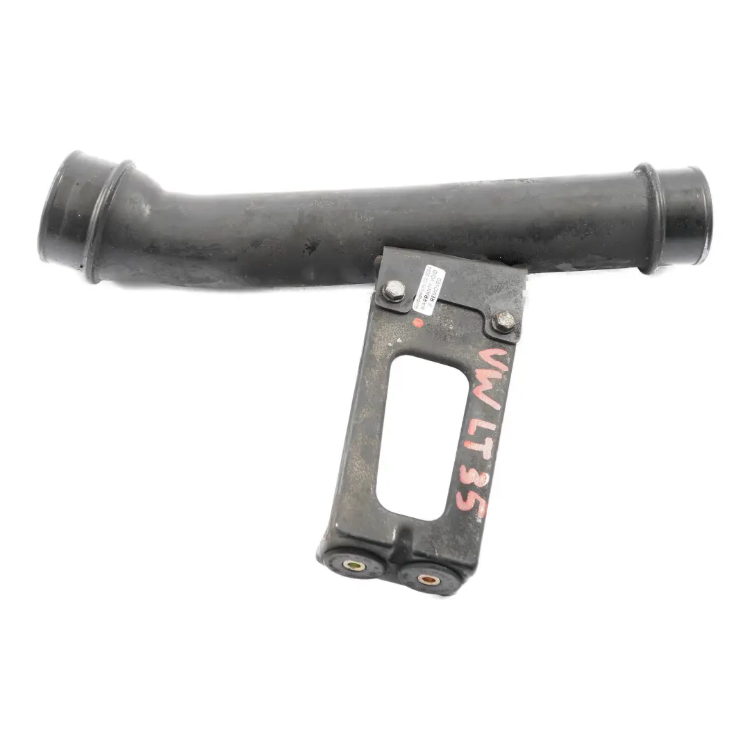 Conduite d'admission d'air refroidisseur intermédiaire pour VW LT 35 Diesel à propos du numéro de pièce 2D0145813 VW LT 35 Diesel Conduite d'admission d'air refroidisseur intermédiaire - SKU 2D0145813 - Numéro de pièce 2D0145813