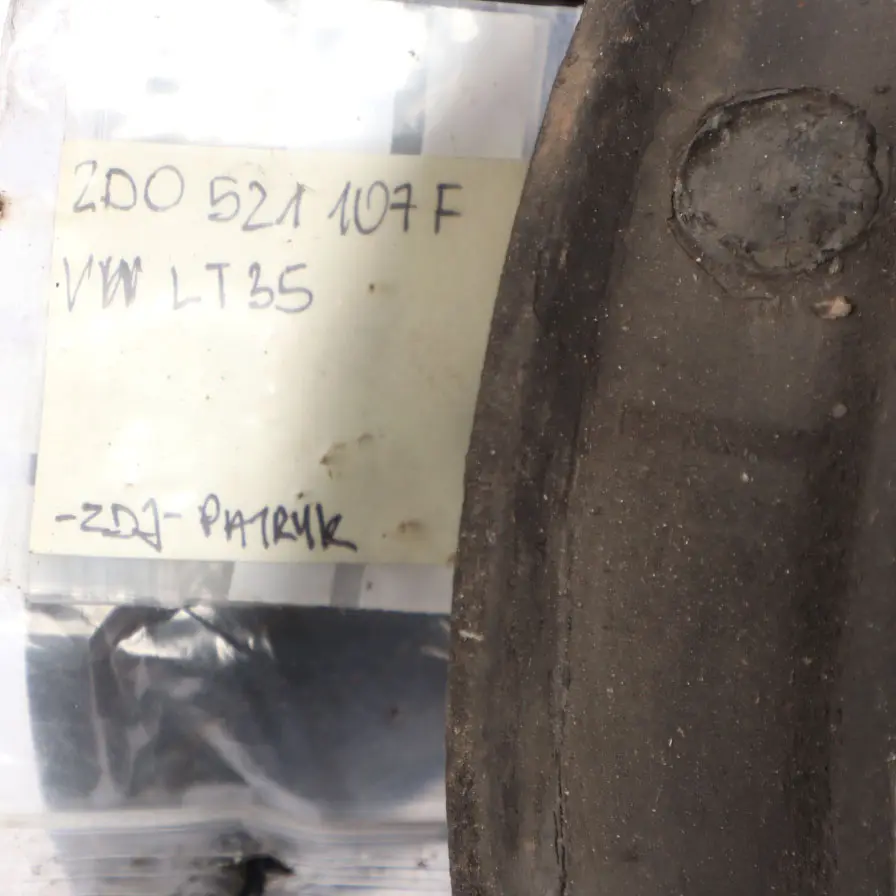 Front Propshaft Drive Prop Shaft Assy 950mm to Volkswagen VW LT 35 with Part number 2D0521107F Volkswagen VW LT 35 Front Propshaft Drive Prop Shaft Assy 950mm - SKU 2D0521107F - Part number 2D0521107F