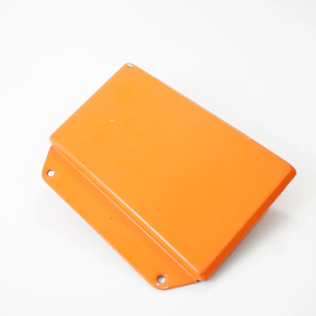 Couvercle de trappe à carburant Orange pour VW Volkswagen LT 35 à propos du numéro de pièce 2D0809905B VW Volkswagen LT 35 Couvercle de trappe à carburant Orange - SKU 2D0809905B - Numéro de pièce 2D0809905B