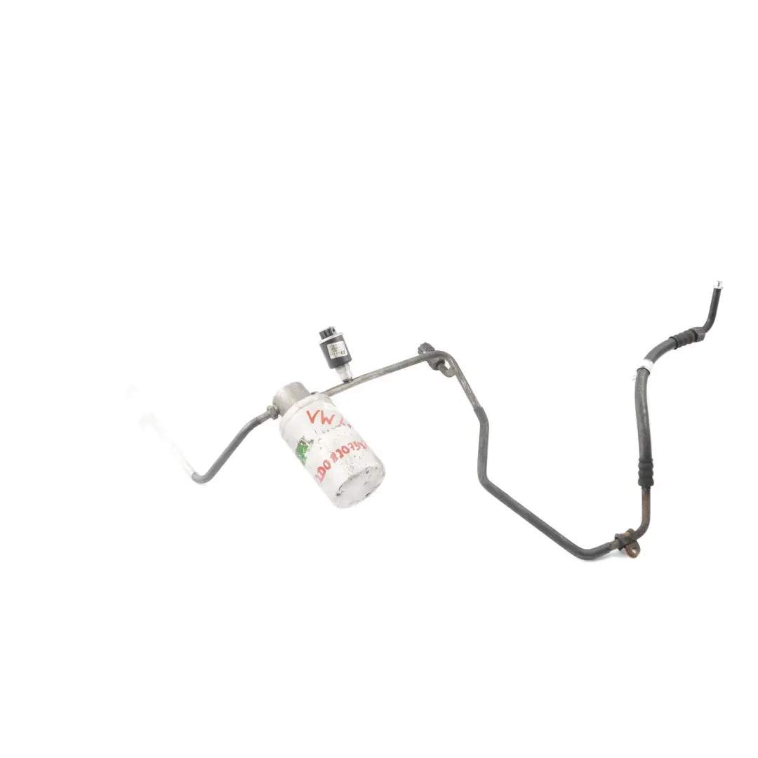 Tuyau d'air Conditionnement Tuyau réfrigérant pour Volkswagen VW LT 35 à propos du numéro de pièce 2D0820739L Volkswagen VW LT 35 Tuyau d'air Conditionnement Tuyau réfrigérant - SKU 2D0820739L - Numéro de pièce 2D0820739L