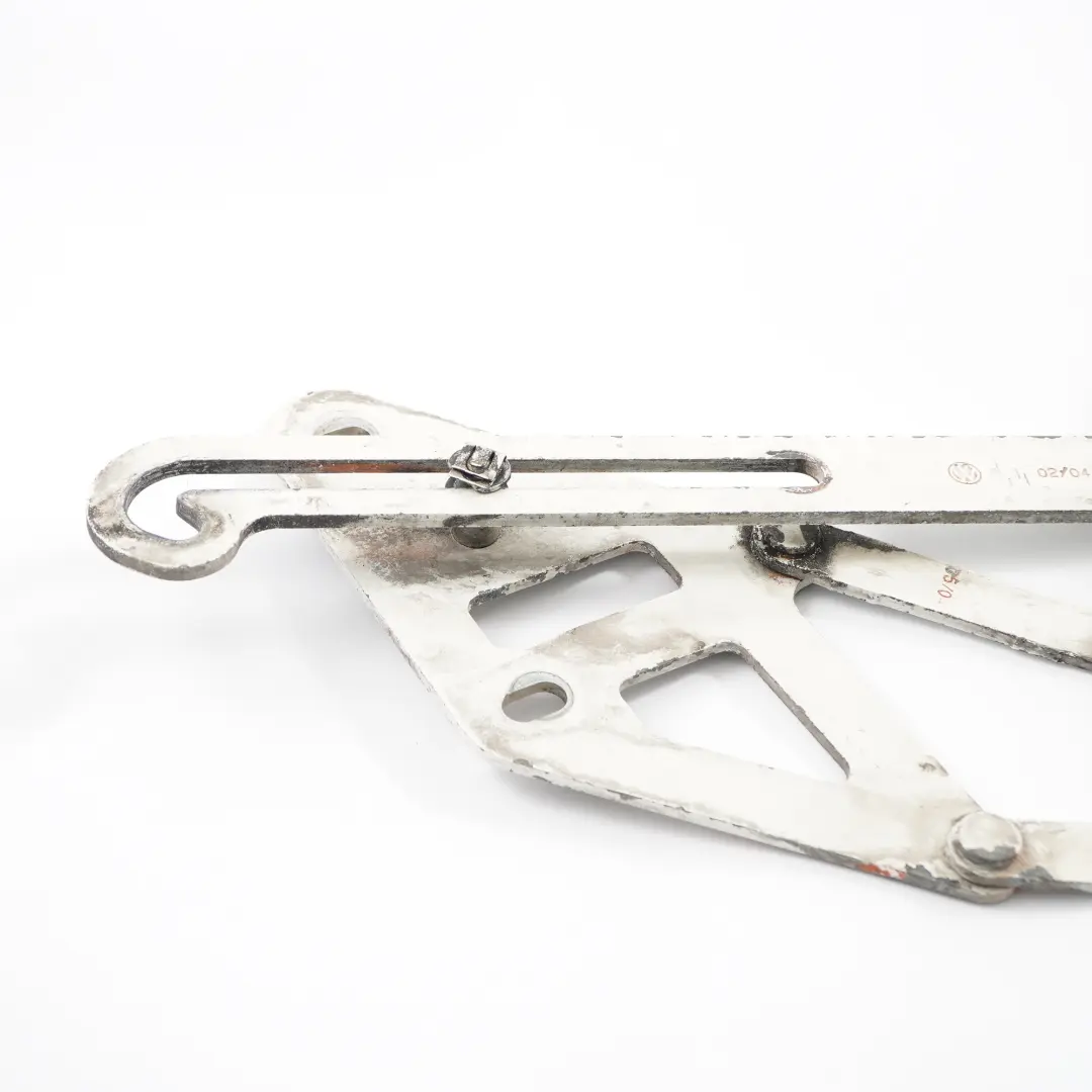 VW Volkswagen LT 35 Bonnet Hinge Engine Hood Front Right Hinge O/S - SKU 2D0823302B - Part number 2D0823302B