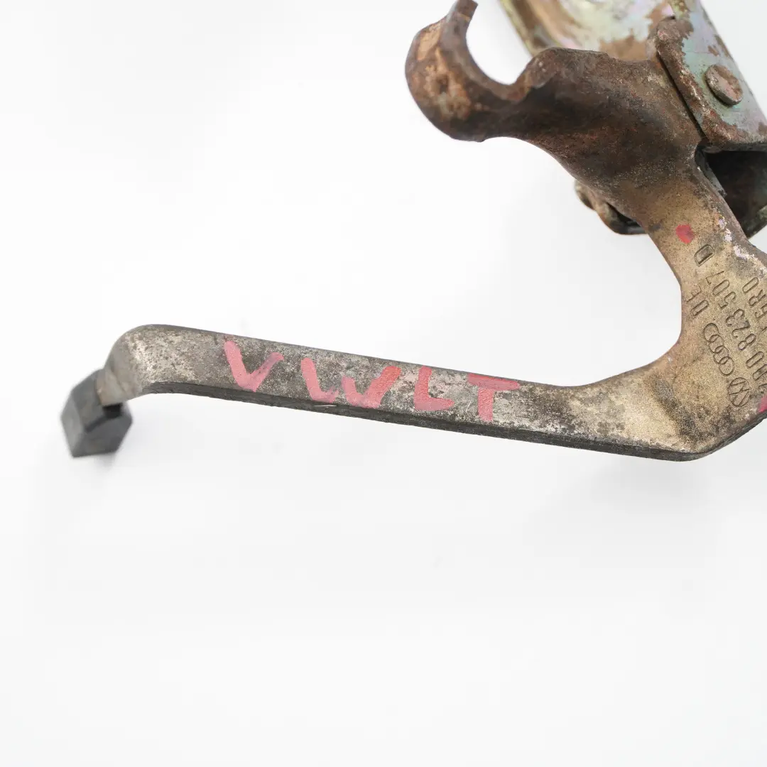 Motorhaubenschloss Riegel Schnapper für VW Volkswagen LT 35 mit Teilenummer 2D0823507D VW Volkswagen LT 35 Motorhaubenschloss Riegel Schnapper - SKU 2D0823507D - Teilenummer 2D0823507D