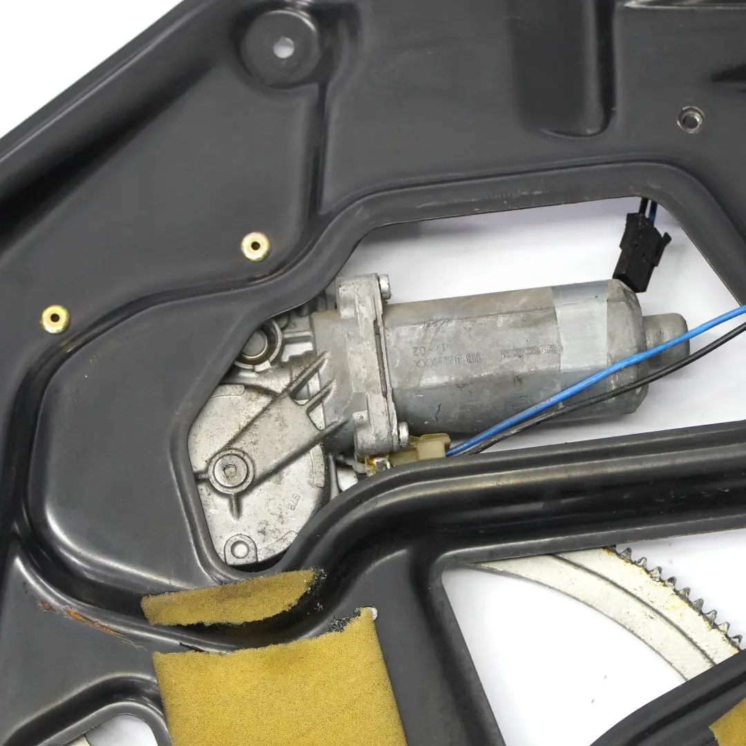 Elevalunas Mecanismo Motor Puerta Delantera Derecha para Volkswagen LT 35 con número de pieza 2D0837462 Volkswagen LT 35 Elevalunas Mecanismo Motor Puerta Delantera Derecha - SKU 2D0837462 - Número de pieza 2D0837462