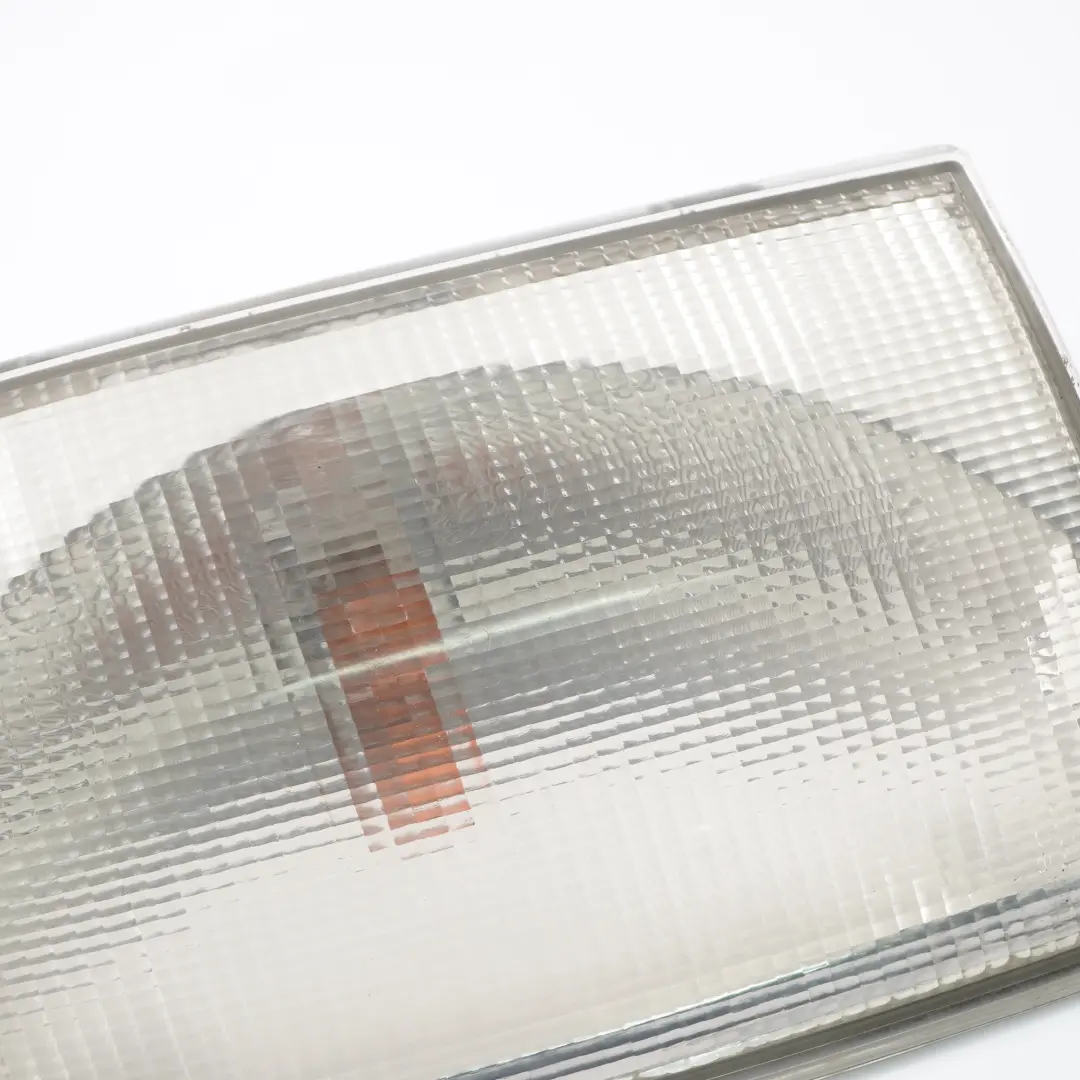 Kierunkowskaz Lewy Przód do VW Volkswagen LT 35 o numerze 2D0953041A VW Volkswagen LT 35 Kierunkowskaz Lewy Przód - SKU 2D0953041A - Numer Części 2D0953041A