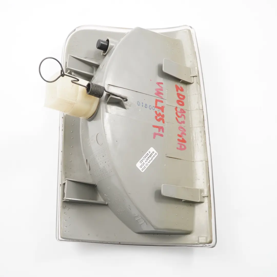 Indicatore direzione anteriore sinistro Lampada per VW Volkswagen LT 35 con numero di parte 2D0953041A VW Volkswagen LT 35 Indicatore direzione anteriore sinistro Lampada - SKU 2D0953041A - Numero di parte 2D0953041A