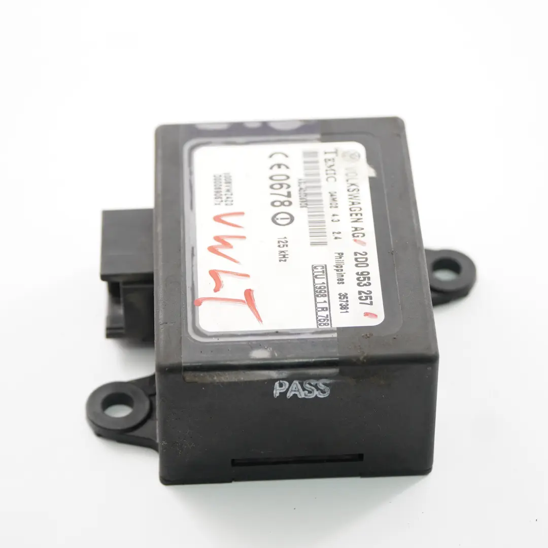 Inmovilizador Unidad de Control Módulo Temic para VW Volkswagen LT 35 con número de pieza 2D0953257 VW Volkswagen LT 35 Inmovilizador Unidad de Control Módulo Temic - SKU 2D0953257 - Número de pieza 2D0953257