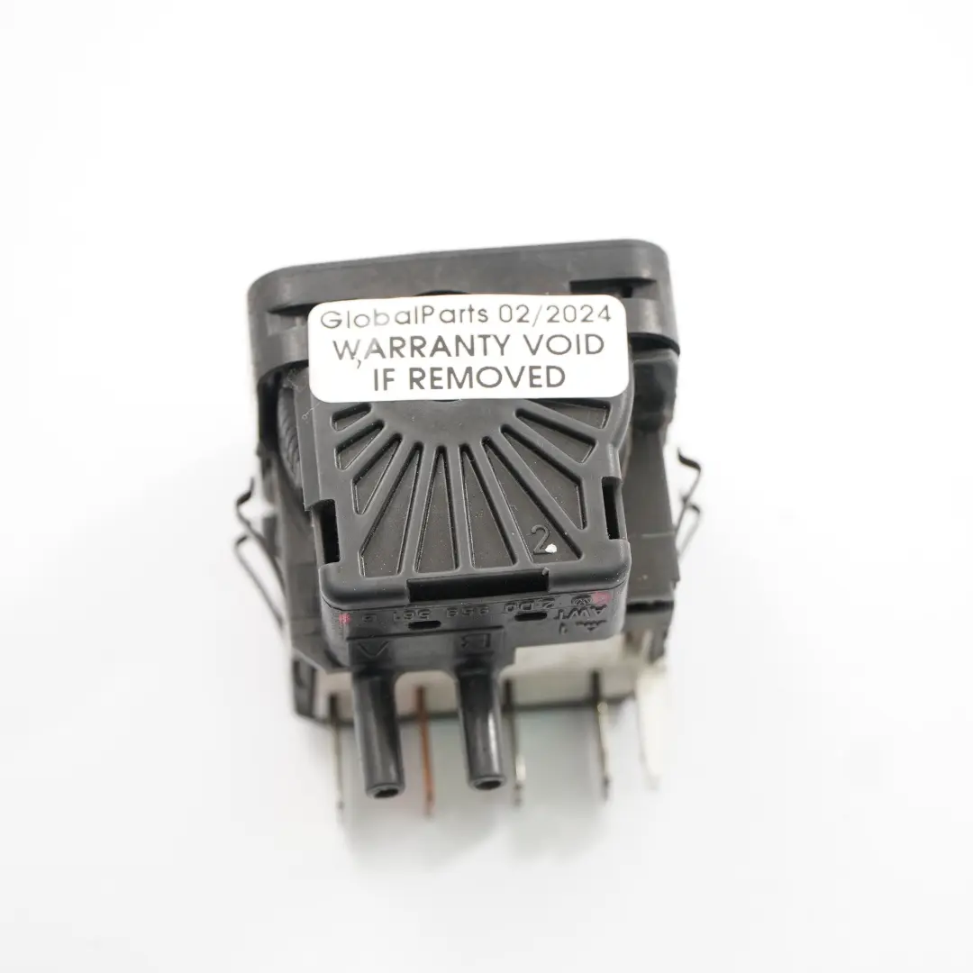 Interruttore regolazione livello fari Controllo fendinebbia per VW LT 35 con numero di parte 2D0959561G VW LT 35 Interruttore regolazione livello fari Controllo fendinebbia - SKU 2D0959561G - Numero di parte 2D0959561G