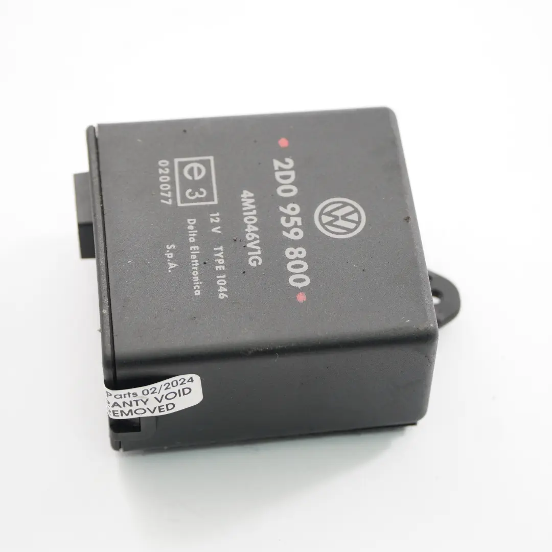 Module de la porte système de verrouillage central pour Volkswagen LT 35 à propos du numéro de pièce 2D0959800 Volkswagen LT 35 Module de la porte système de verrouillage central - SKU 2D0959800 - Numéro de pièce 2D0959800