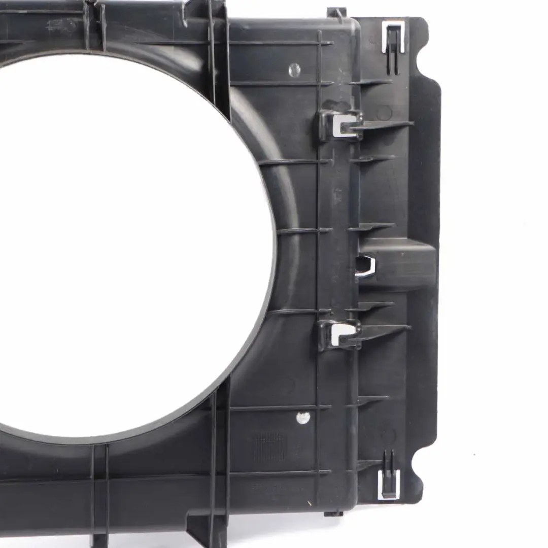 Volkswagen VW Crafter 35 Radiator Fan Shroud Engine Radiator Holder - SKU 2E0121207H - Part number 2E0121207H